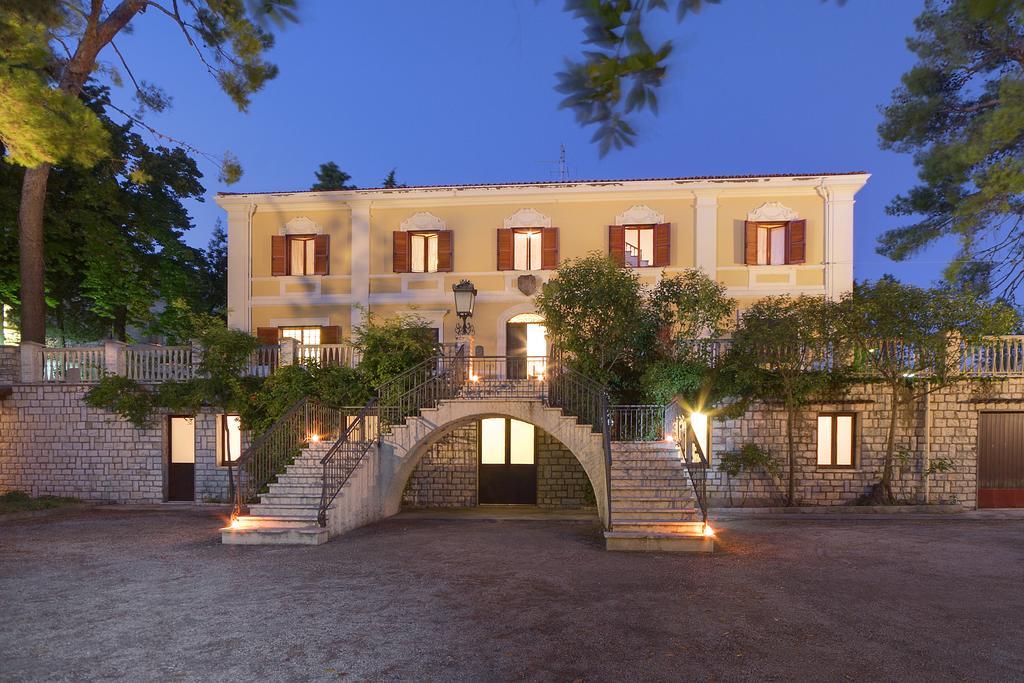 Affittacamere Villa Gigli ซีโรโล ภายนอก รูปภาพ
